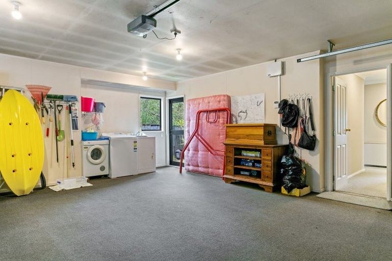 Photo of property in 9 Sunset Street, Hilltop, Taupo, 3330