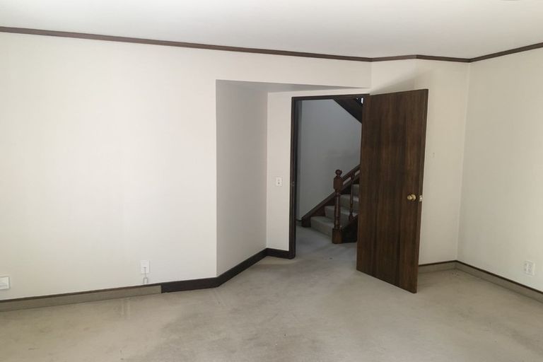 Photo of property in 3 Aintree Grove, Churton Park, Wellington, 6037