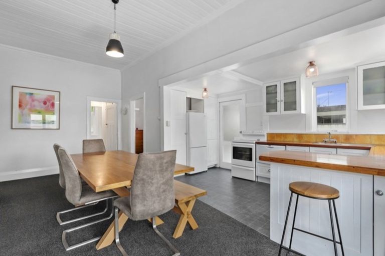 Photo of property in 3 Sale Street, Ross, 7812