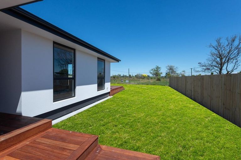 Photo of property in 27 Willryan Avenue, New Brighton, Christchurch, 8083