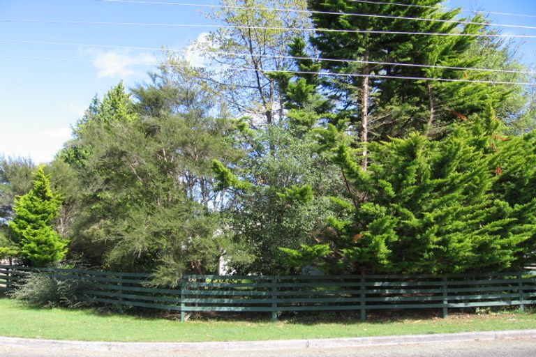 Photo of property in 98 Mahuta Road, Waitahanui, Taupo, 3378