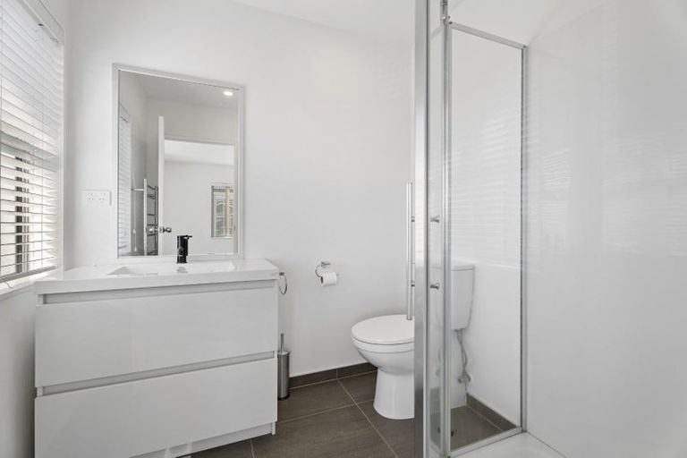 Photo of property in 31 Aviation Street, Takanini, 2112