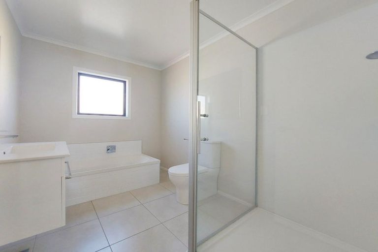 Photo of property in 35 Ridgedale Crescent, Flagstaff, Hamilton, 3210