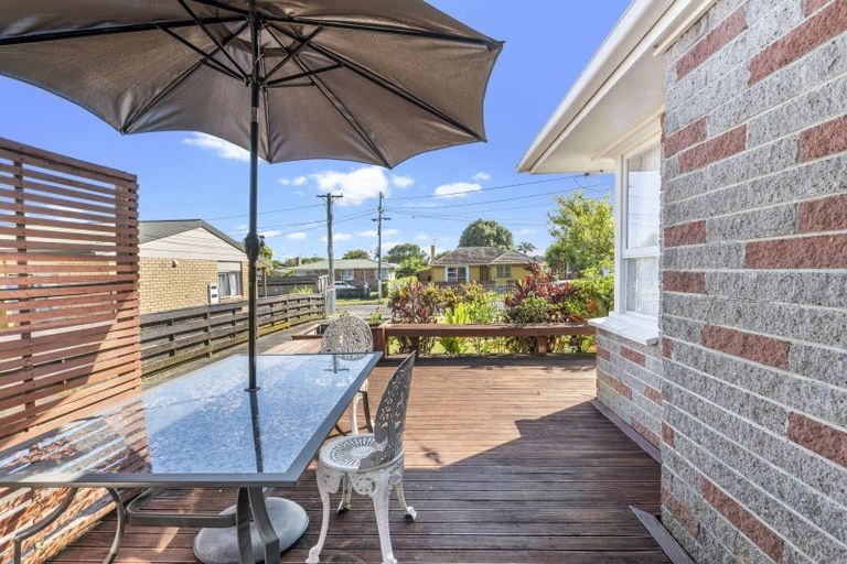 Photo of property in 32 Steven Street, Mangere East, Auckland, 2024