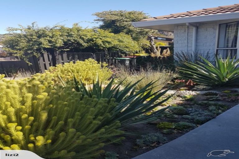 Photo of property in 2/57a Beachville Road, Redcliffs, Christchurch, 8081