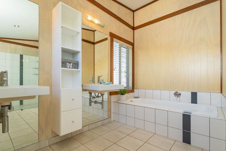 Photo of property in 1 School House Lane, Whitianga, 3510