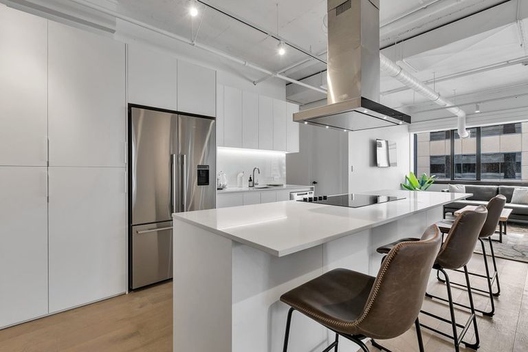 Photo of property in 17g Albert Street, Palmerston North, 4414