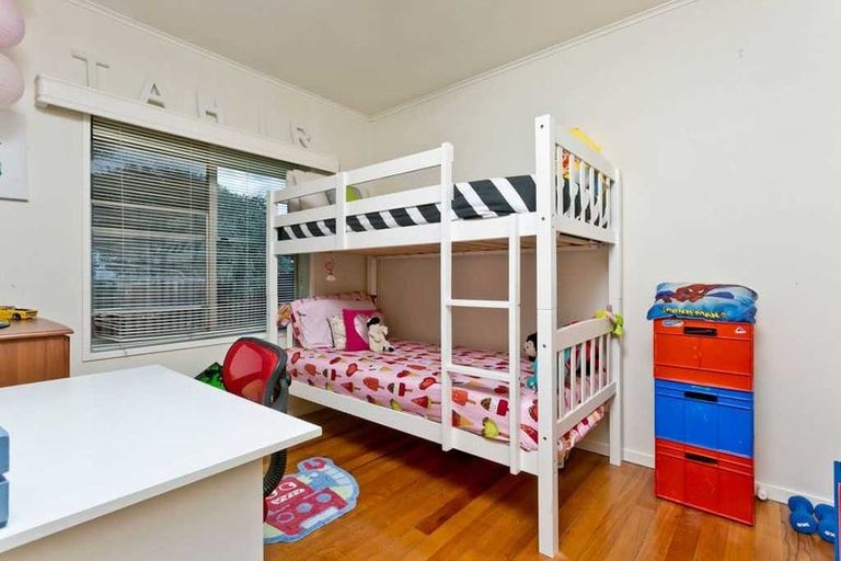 Photo of property in 2/159 Coronation Road, Hillcrest, Auckland, 0627