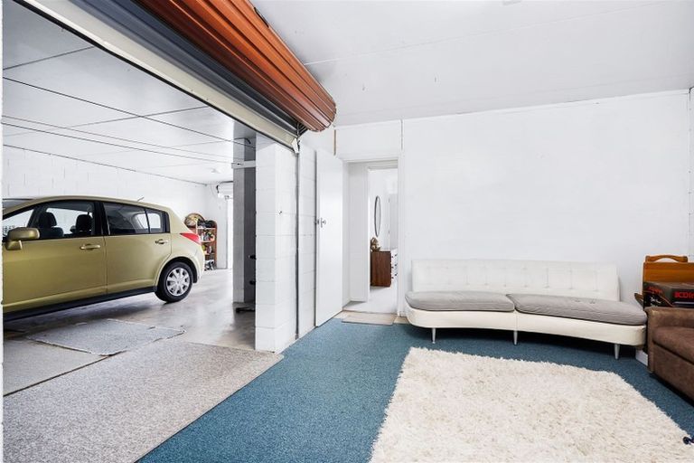 Photo of property in 2/266 Western Hills Drive, Avenues, Whangarei, 0110