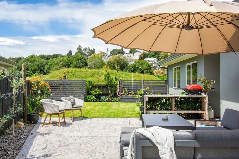 Photo of property in 25 Sunvale Place, Gate Pa, Tauranga, 3112