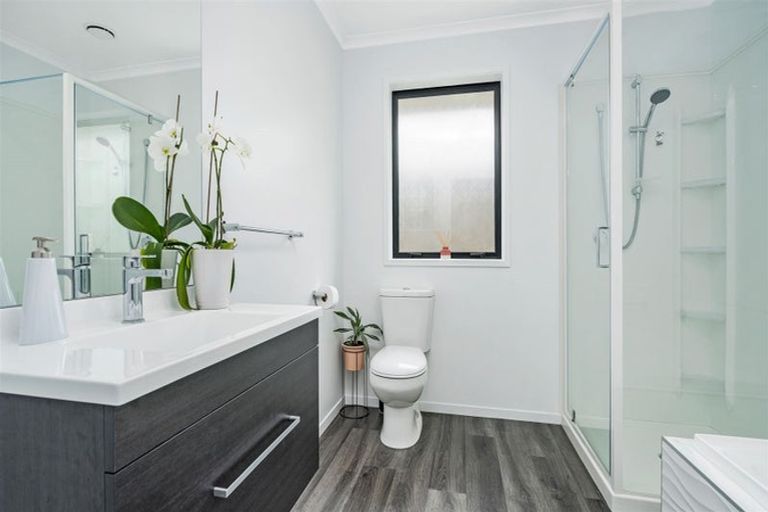 Photo of property in 6 Wigmore Crescent, Rolleston, 7615