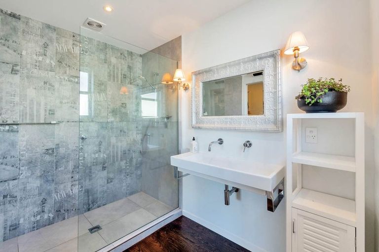 Photo of property in 2/14 Pine Ridge Terrace, Hauraki, Auckland, 0622