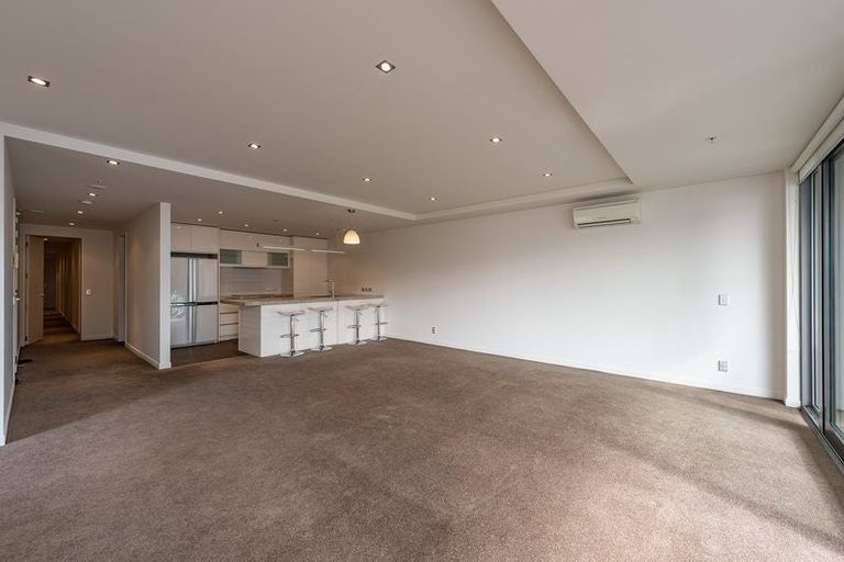 Photo of property in Mariner, 1a/140 Oriental Parade, Oriental Bay, Wellington, 6011