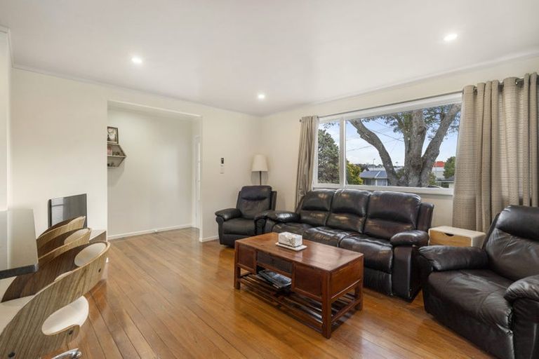 Photo of property in 2/1a Becroft Drive, Forrest Hill, Auckland, 0620