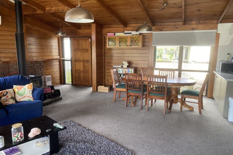 Photo of property in 3 Gordon Paul Place, Tuakau, 2121