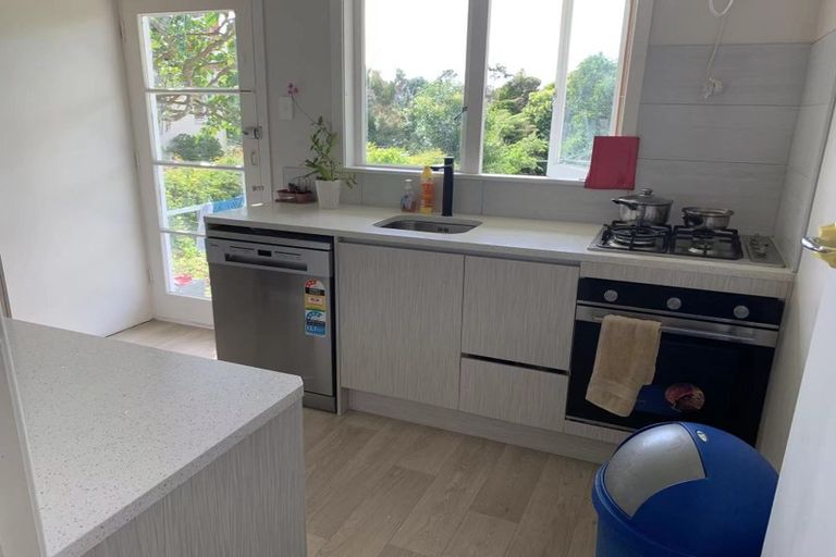 Photo of property in 3/18 Fowler Street, Northcote, Auckland, 0627