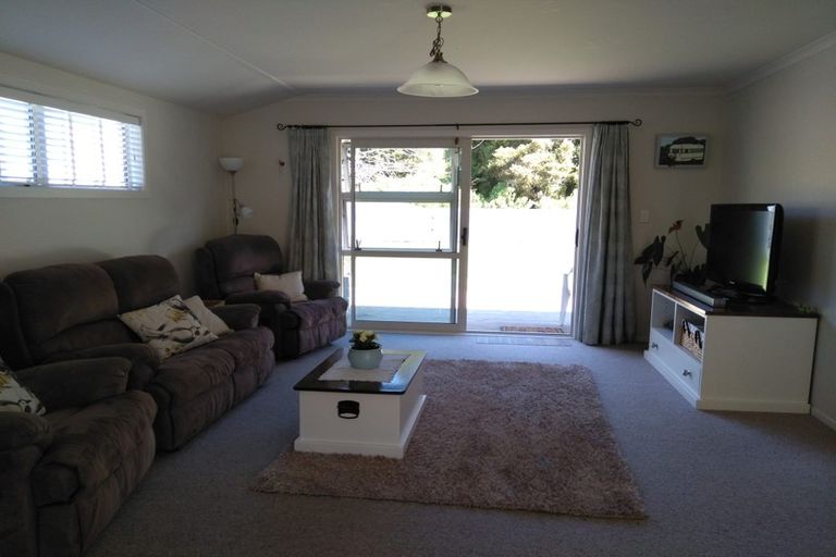 Photo of property in 3 Turner Place, Wakefield, 7025