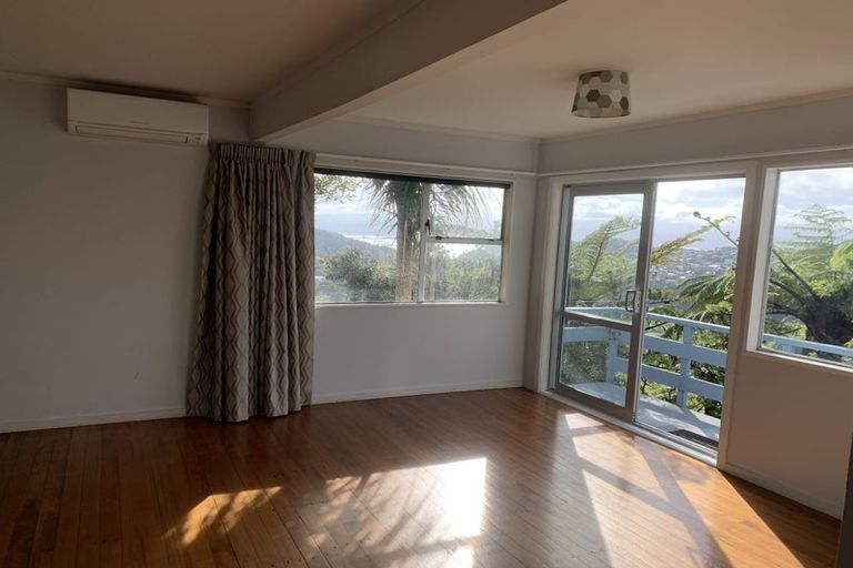 Photo of property in 5a Jerome Way, Crofton Downs, Wellington, 6035