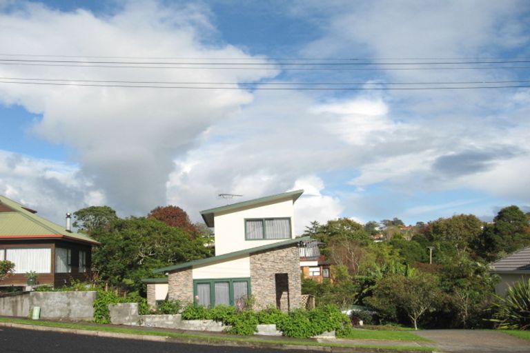 Photo of property in 170 Mellons Bay Road, Mellons Bay, Auckland, 2014