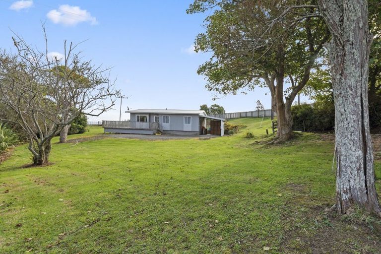Photo of property in 1619 Kaipara Coast Highway, Kaukapakapa, 0984