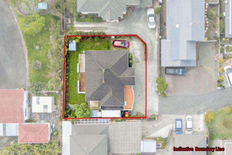 Photo of property in 7a Andover Way, Goodwood Heights, Auckland, 2105