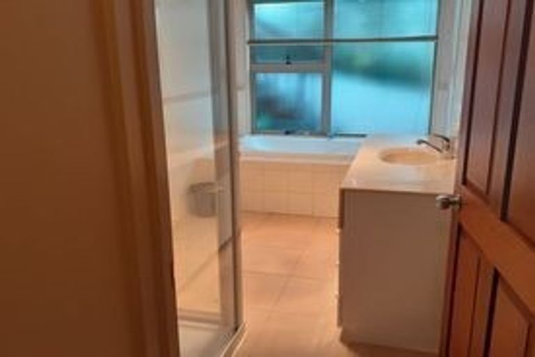 Photo of property in 76 Glenstrae Road, Redcliffs, Christchurch, 8081