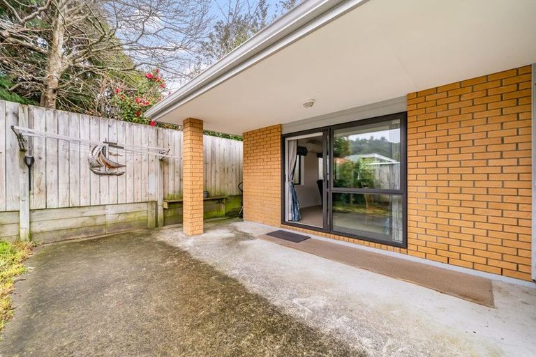 Photo of property in 75 Farmer Crescent, Taita, Lower Hutt, 5011
