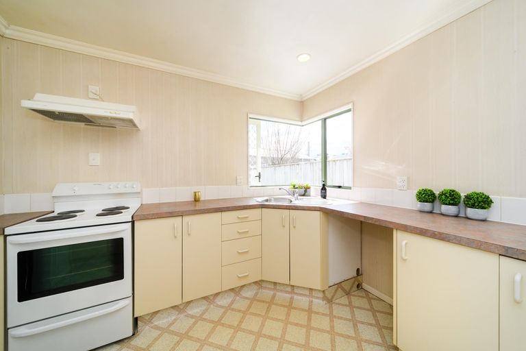 Photo of property in 72a Stanley Avenue, Palmerston North, 4414