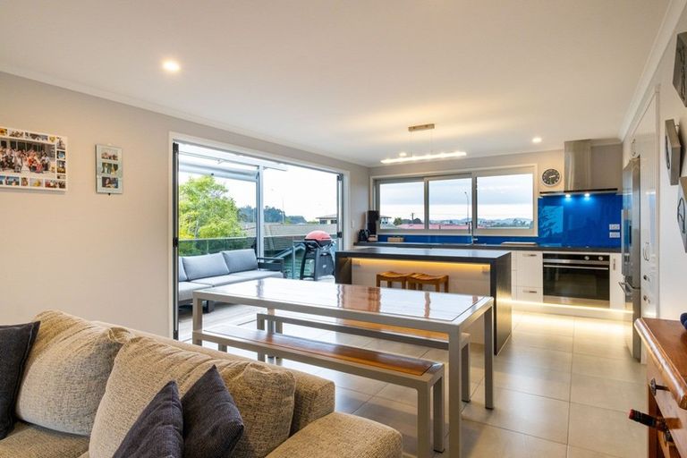 Photo of property in 48a Charles Street, Westshore, Napier, 4110