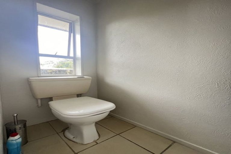 Photo of property in 7 Broomfields Road, Whitford, Howick, 2571