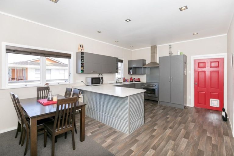 Photo of property in 7 Hilton Road, St Andrews, Hamilton, 3200