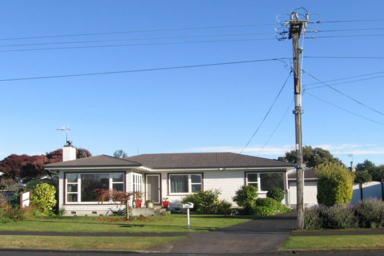 Photo of property in 27 Harold Holt Avenue, Onekawa, Napier, 4110