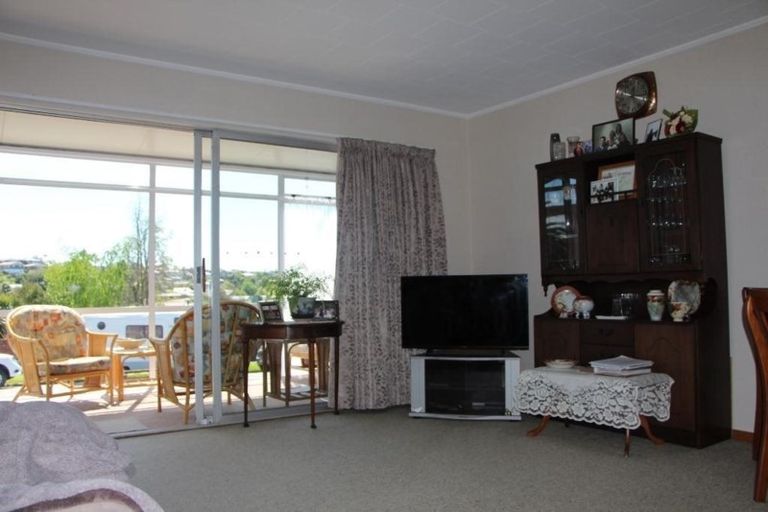 Photo of property in 1-4/18 Douglas Street, Highfield, Timaru, 7910