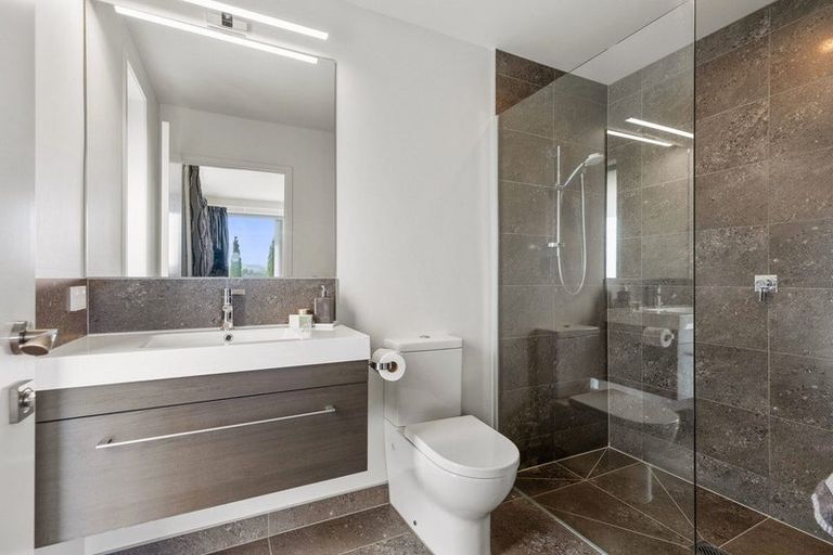 Photo of property in 9 Puhirake Crescent, Pyes Pa, Tauranga, 3112