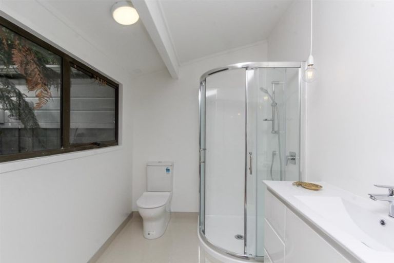 Photo of property in 44a Victoria Road, New Plymouth, 4310