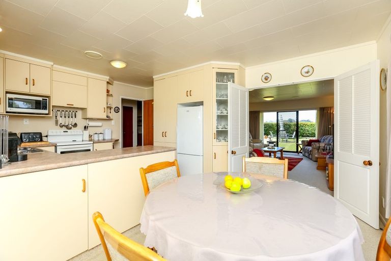 Photo of property in 7 Alpine Grove, Upper Vogeltown, New Plymouth, 4310