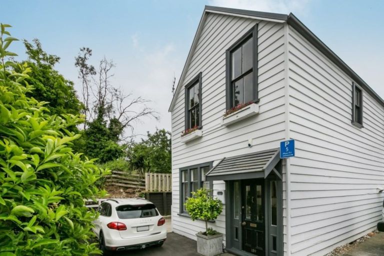 Photo of property in 159 Carlyle Street, Napier South, Napier, 4110