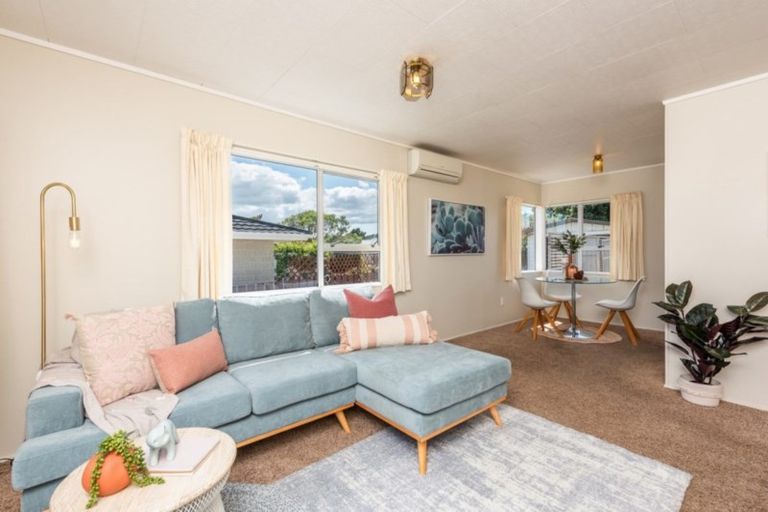 Photo of property in 40 Norfolk Crescent, Otaki Beach, Otaki, 5512