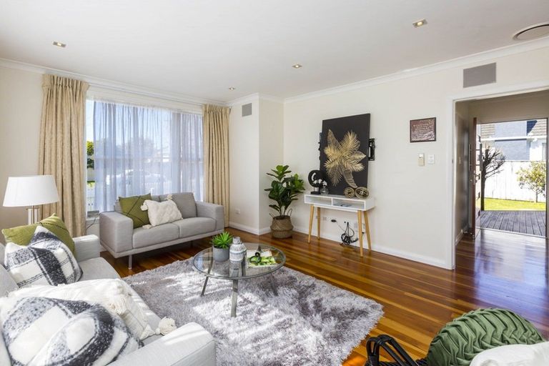 Photo of property in 30a Ranfurly Street, Trentham, Upper Hutt, 5018