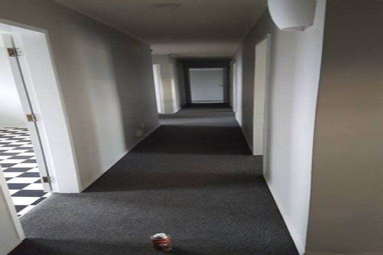 Photo of property in 18a Woodstock Place, Russley, Christchurch, 8042