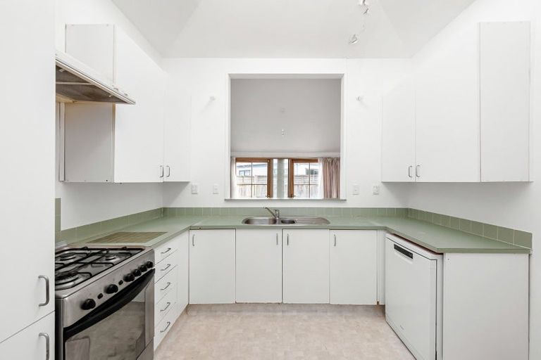 Photo of property in 3/30 Bauchop Road, Waterloo, Lower Hutt, 5011