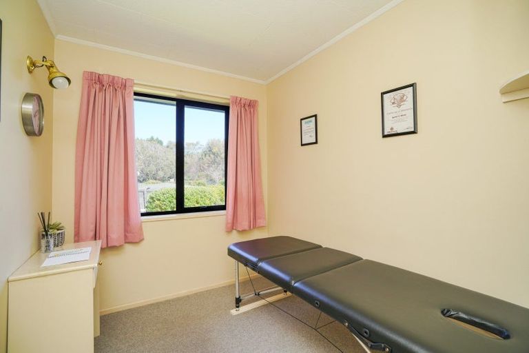 Photo of property in 211 Dunns Road, Otatara, Invercargill, 9879