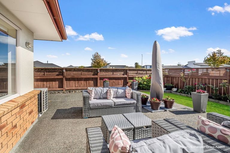 Photo of property in 19 Branigan Parade, Kelvin Grove, Palmerston North, 4414