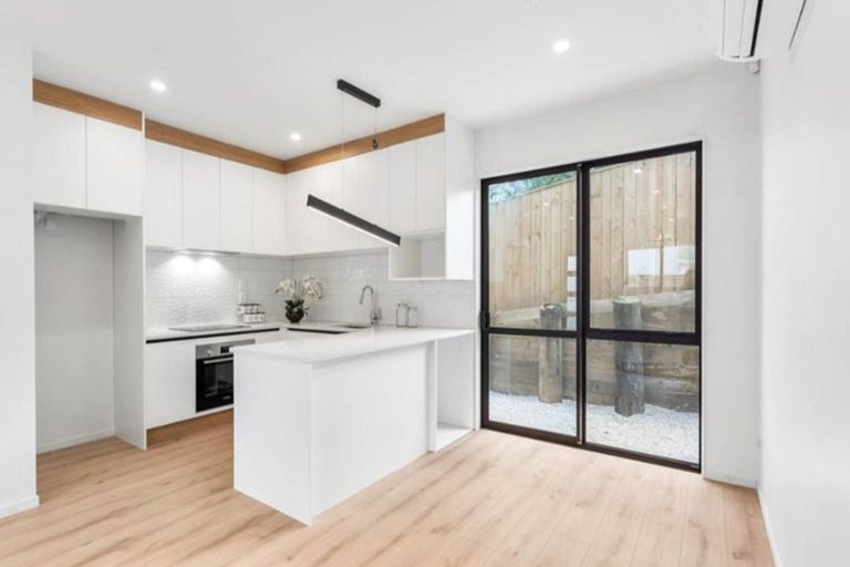 Photo of property in 7d Sherie Place, Howick, Auckland, 2014