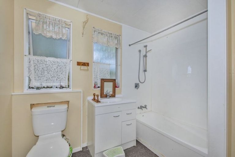 Photo of property in 1 Thomas Street, Tikipunga, Whangarei, 0112