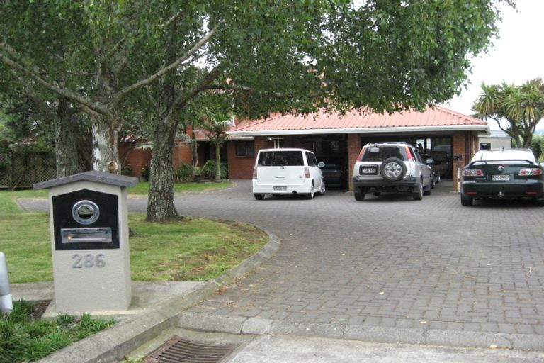 Photo of property in 286 Queen Street, Pukekohe, 2120