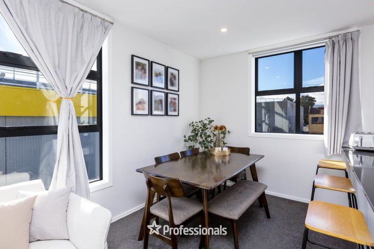 Photo of property in 2a Gibbons Street, Upper Hutt Central, Upper Hutt, 5018