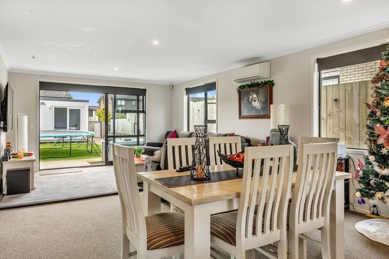 Photo of property in 90 Banks Street, Marfell, New Plymouth, 4310