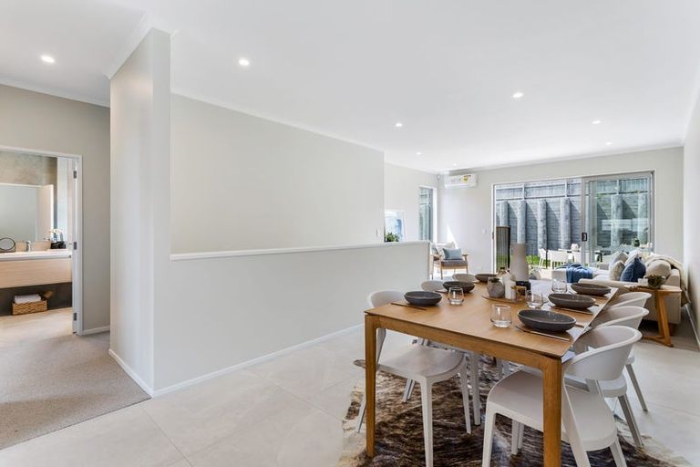 Photo of property in 33 Roundel Crescent, Whenuapai, Auckland, 0618