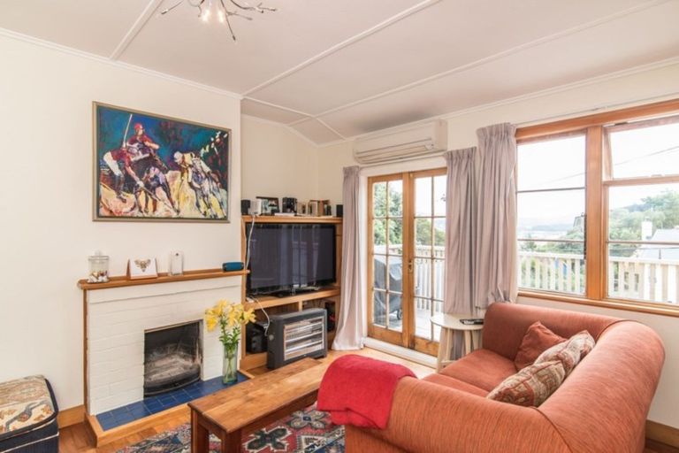 Photo of property in 76 Sidlaw Street, Strathmore Park, Wellington, 6022